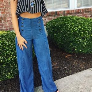 Abercrombie & Fitch High Wasted Button Denim